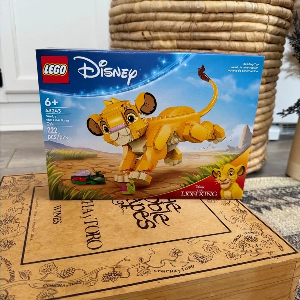 New LEGO X Disney Simba the Lion King Cub LEGO Set Ages 6+ Building Toy